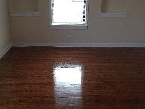 4th image of 1827 W Leland Ave #3F