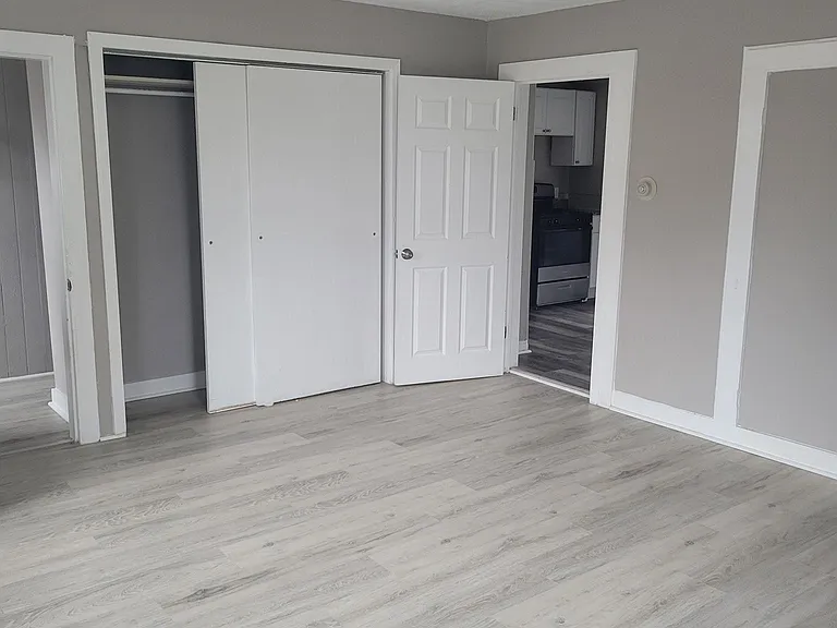 24 Spring St #2 — Photo 8