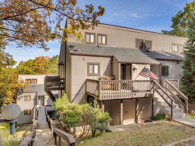 147 Cross Country Ln, Tannersville, PA, 18372