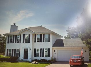 1793 Thomas Dr, East Troy, WI 53120