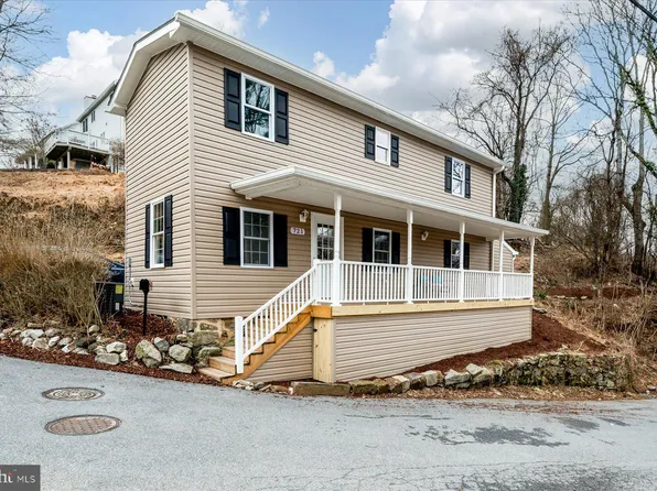 721 Hollow Rd, Ellicott City, MD 21043
