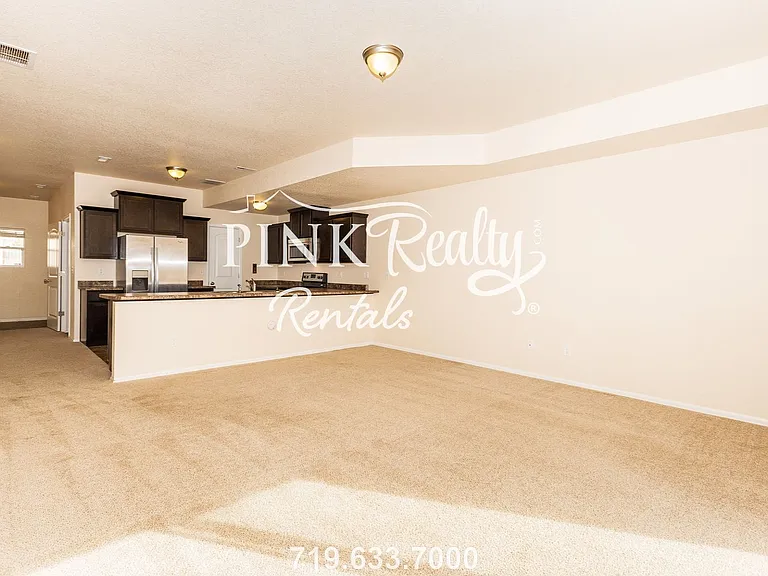 2325 Washo Cir — Photo 15