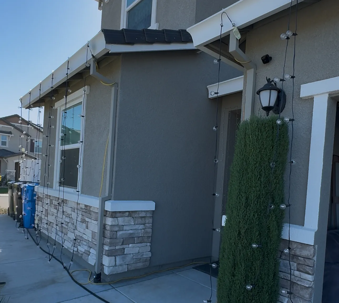 3 bed, 1400 sqft, $2,700 — Photo 2