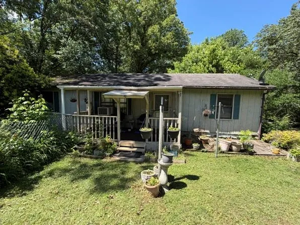 392 Melissa Dr, Puryear, TN 38251