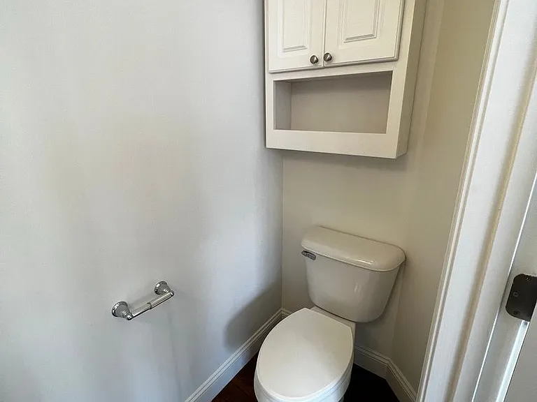 147 Bayberry Cir — Photo 24