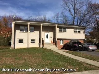 295 Oakley Ave