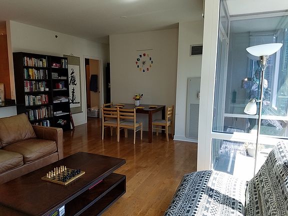5th image of 505 N McClurg Ct APT 704