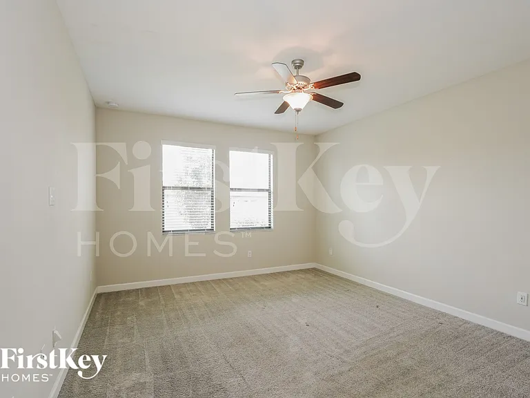 9835 Ivory Dr — Photo 7