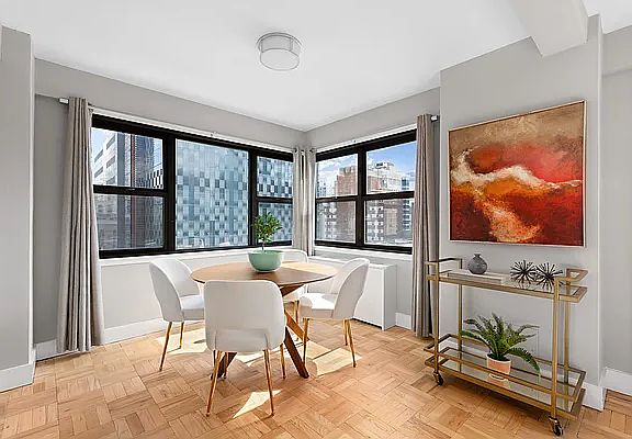 4th image of 345 E 69th St APT 12F
