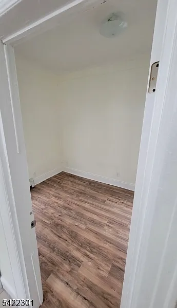 4 bed, 1.0 bath, $2,500 — Photo 4