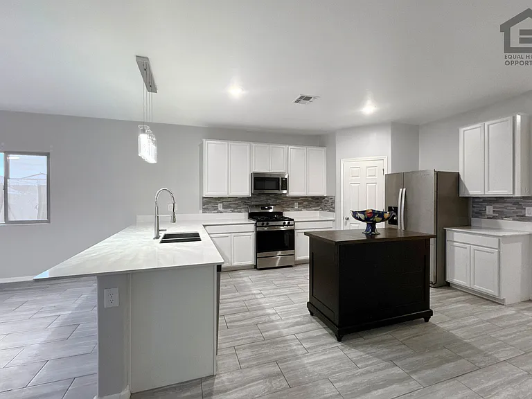 12731 W Myrtle Ave — Photo 18
