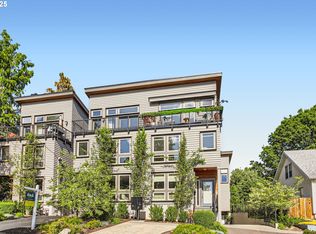 7952 SE 6th Ave #3, Portland, OR 97202