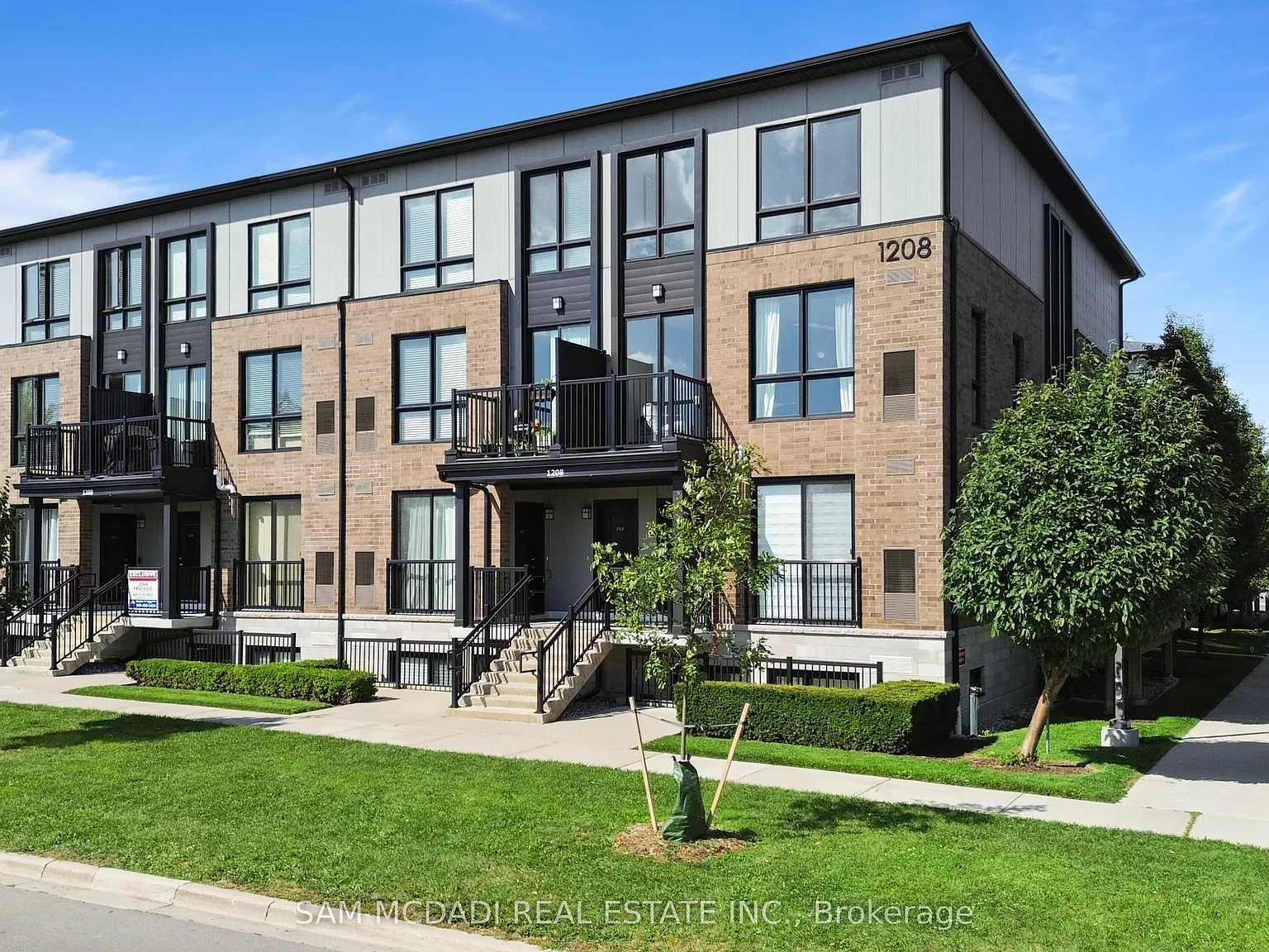 2 bed, $2,950 — Photo 2