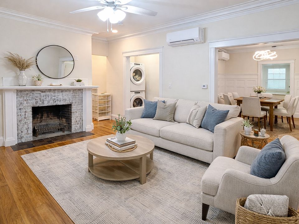 1st image of 446 Lowell Ave #446