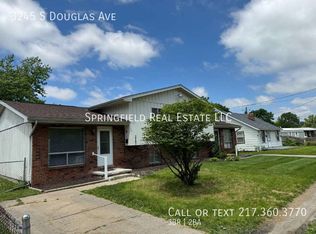 3245 S Douglas Ave, Springfield, IL 62704