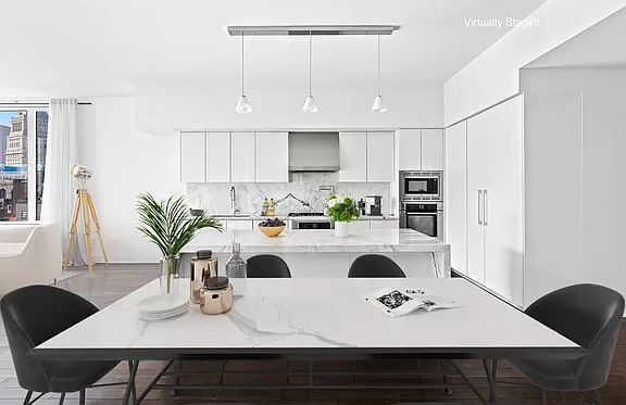 3rd image of 5 Franklin Pl Ph B