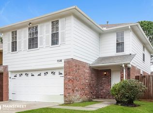 7026 Cheshire Park Rd, Houston, TX 77088