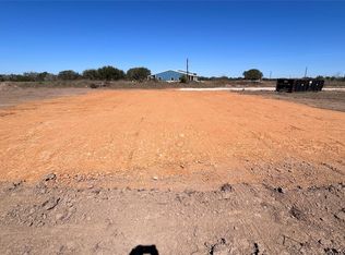 4774 Teal Ln, Columbus, TX 78934