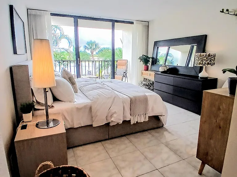 1830 Embassy Dr #309 — Photo 5