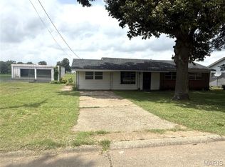 701 Michael St, Kennett, MO 63857