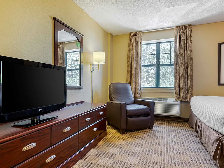 Studio Suite - 1 King Bed