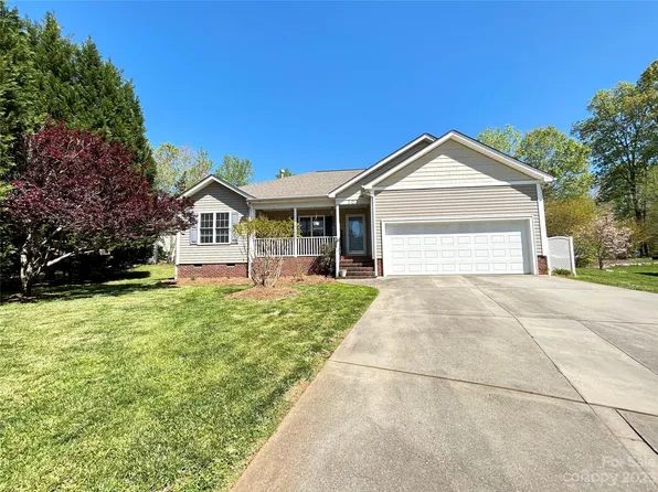 103 Tyler Ct, Granite Quarry, NC 28146