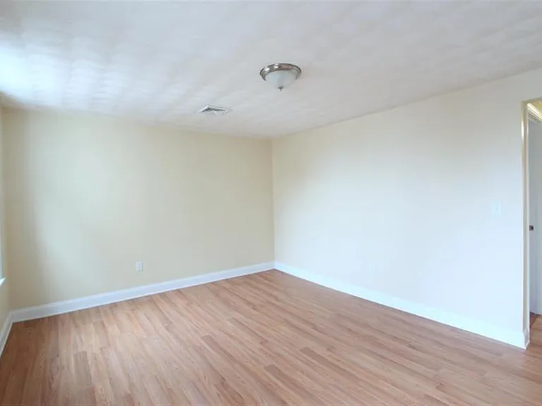 4 Douglass St #3 — Photo 17