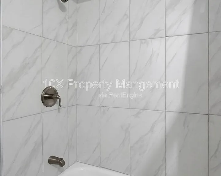2767 Hiawatha St — Photo 14
