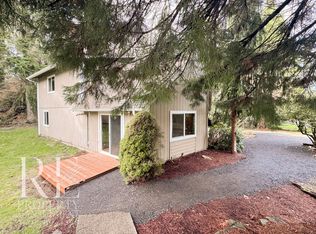 8220 SE Fernbrook Ln, Pt Orchard, WA 98366