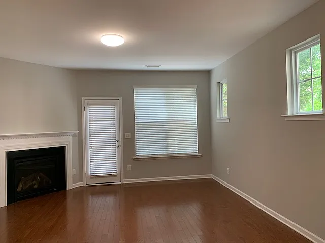 6633 Clarksburg Pl — Photo 9