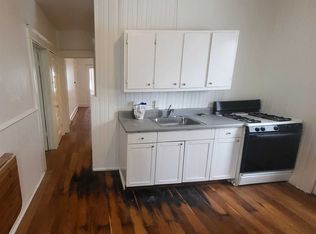 108 Winnikee Ave #I, Poughkeepsie, NY 12601