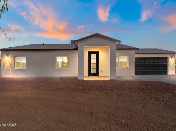 115 Escocia Ct, Rio Rico, AZ 85648