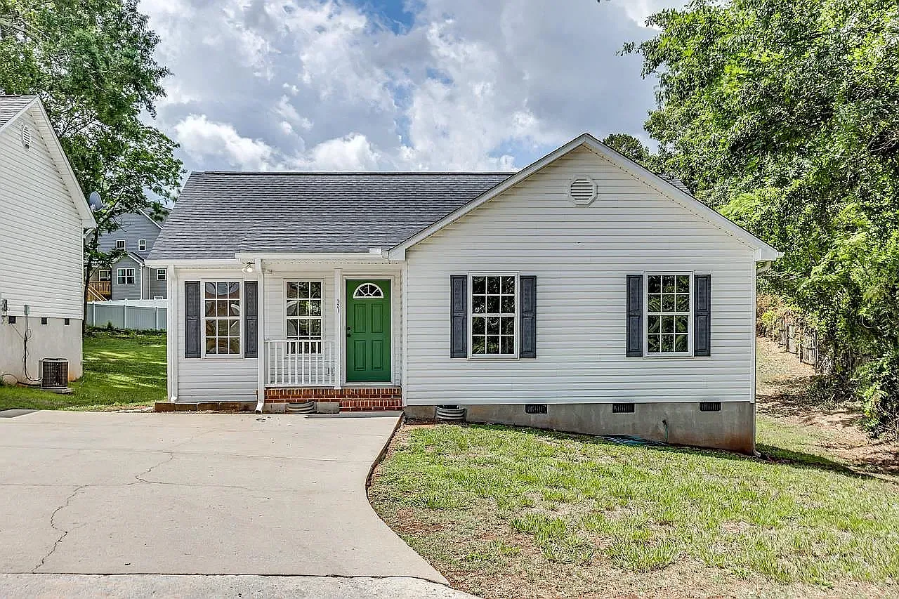121 Mountain View Avenue - 1 — Photo 1