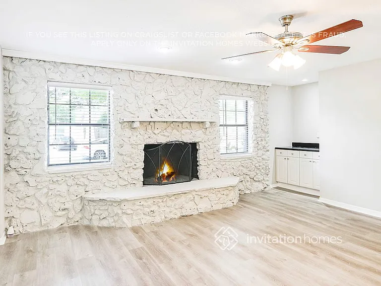 4515 S Hale Ave — Photo 4