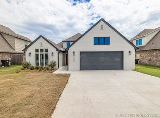 12057 S 68th East Ave, Bixby, OK 74008