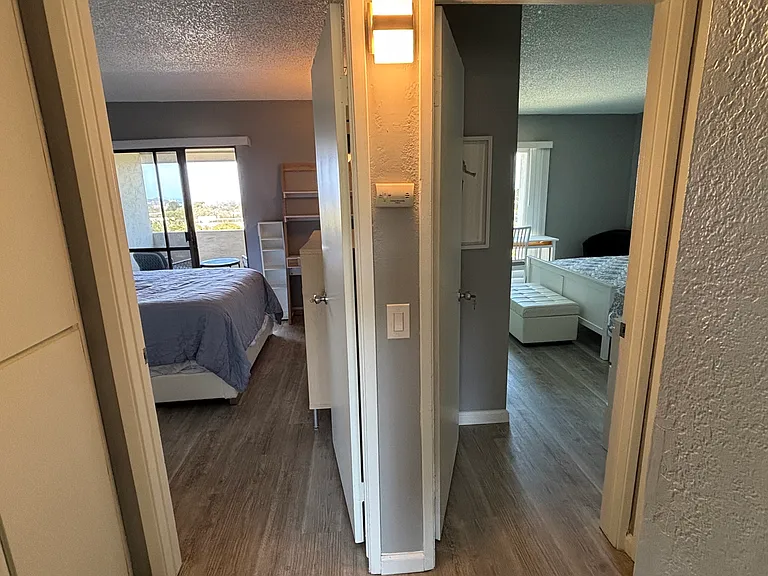 500 Glenwood Cir #5XX — Photo 10