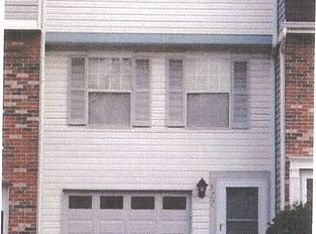 177 W Russets Cir, Bridgeville, PA 15017