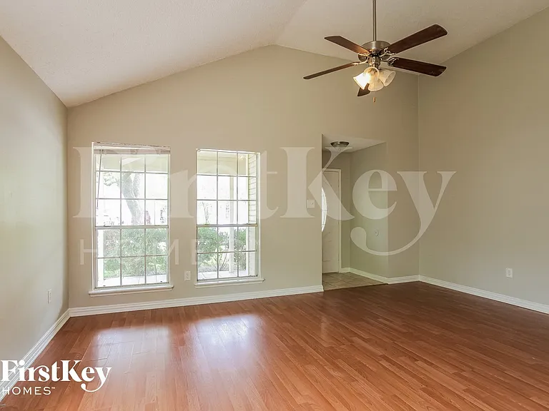 6426 New World Dr — Photo 4