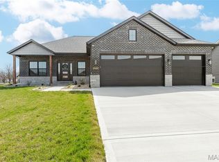 8444 Cryder Lane Ct, Troy, IL 62294