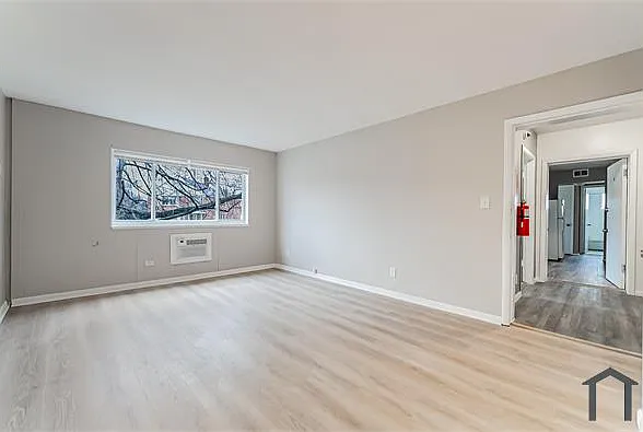 14918 Milverton Rd #3 — Photo 12