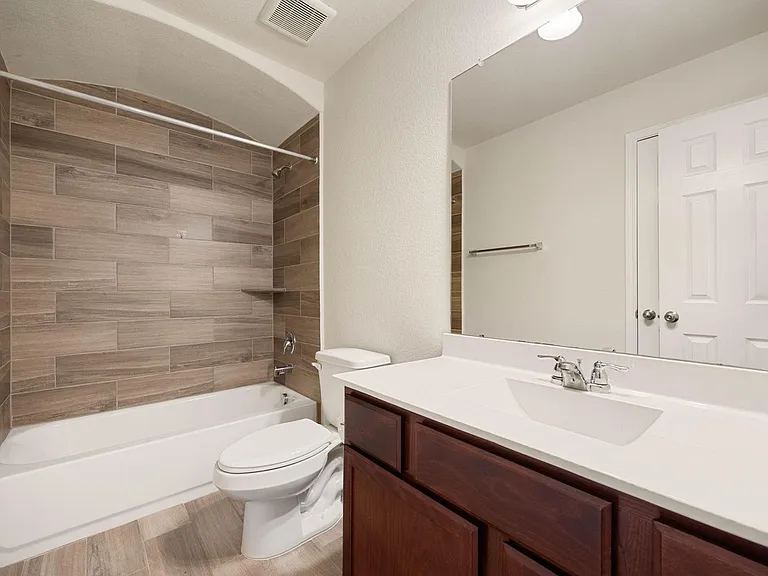 32659 Timber Point Dr — Photo 15