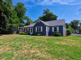 11 Derryfield Ave, Springfield, MA 01118