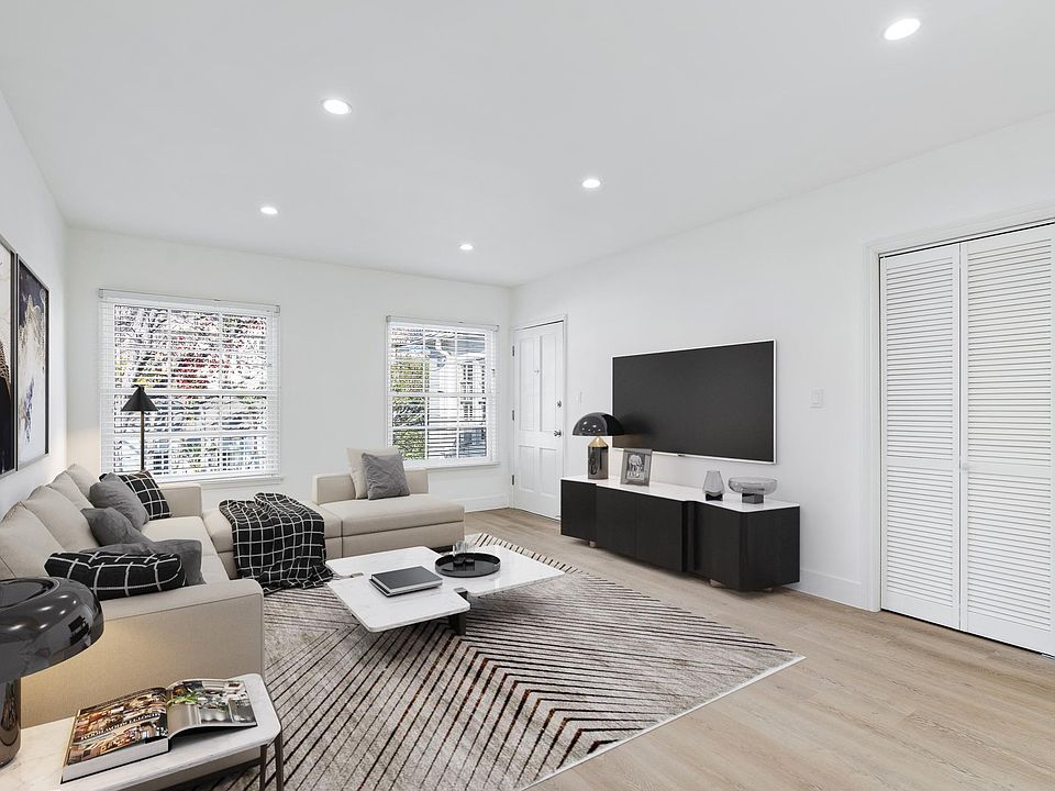 1st image of 9222 Alden Dr #7