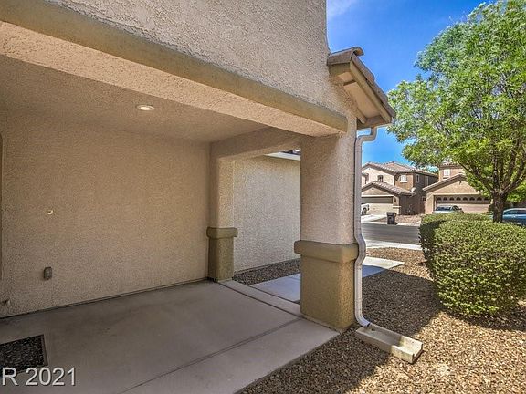 3rd image of 6528 Cape Petrel St