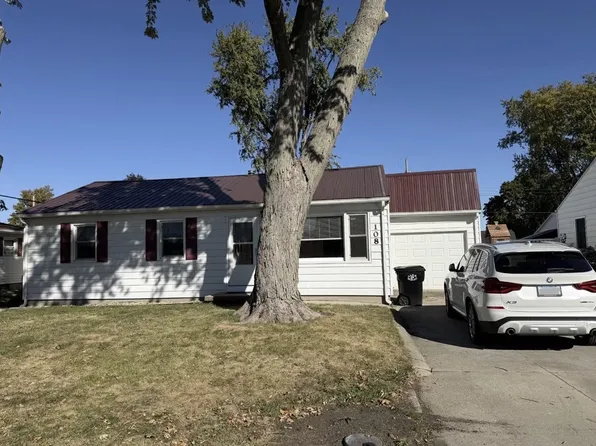 108 Walnut St W, Gibson City, IL 60936