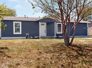 5586 Pinson St, Fort Worth, TX 76119