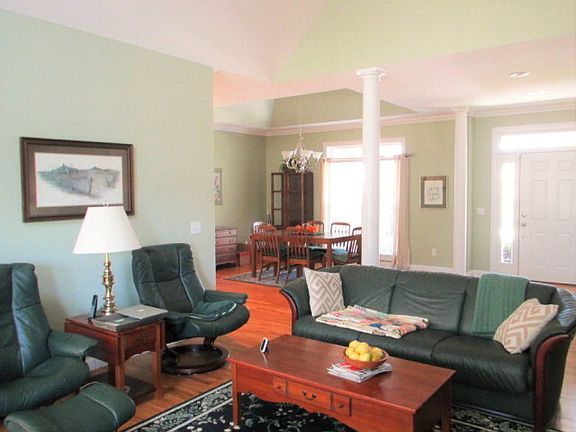 4th image of 306 New Heritage Dr