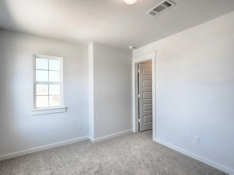 21251 Shore Bluff Dr — Photo 29