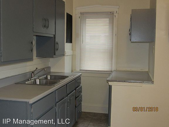4th image of 1044 E 169th St 1044 E 169th Street Cleveland Oh