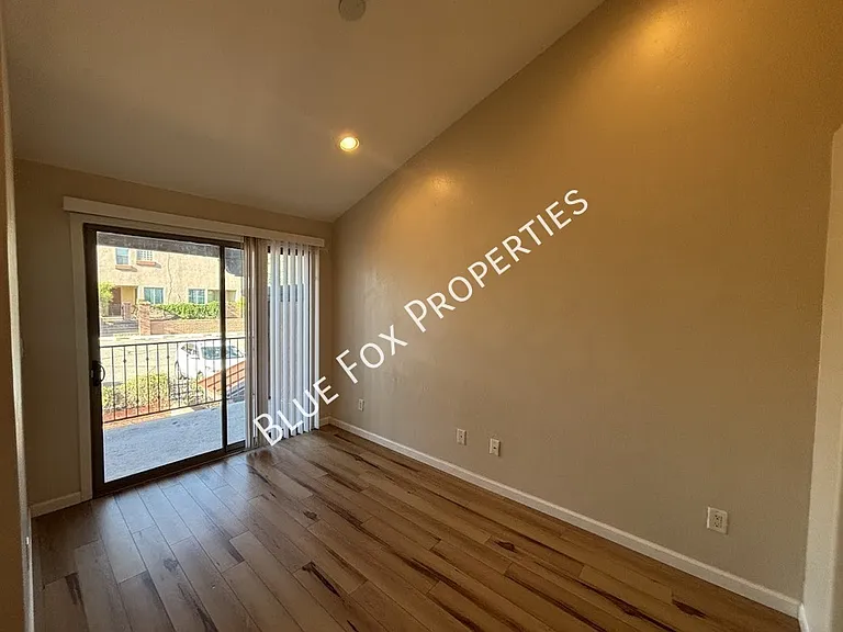 322 N Hasman Dr — Photo 16